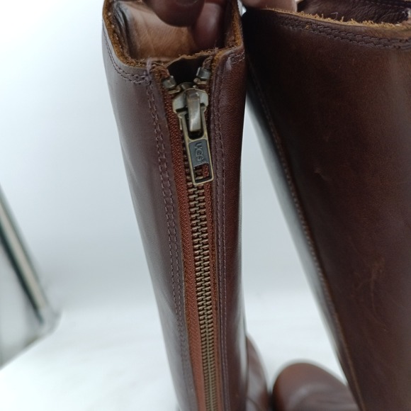 UGG Simmens Brown Leather Tall Riding Boots Womens 6.5 Back Zip 1006038 s15 - Picture 11 of 13